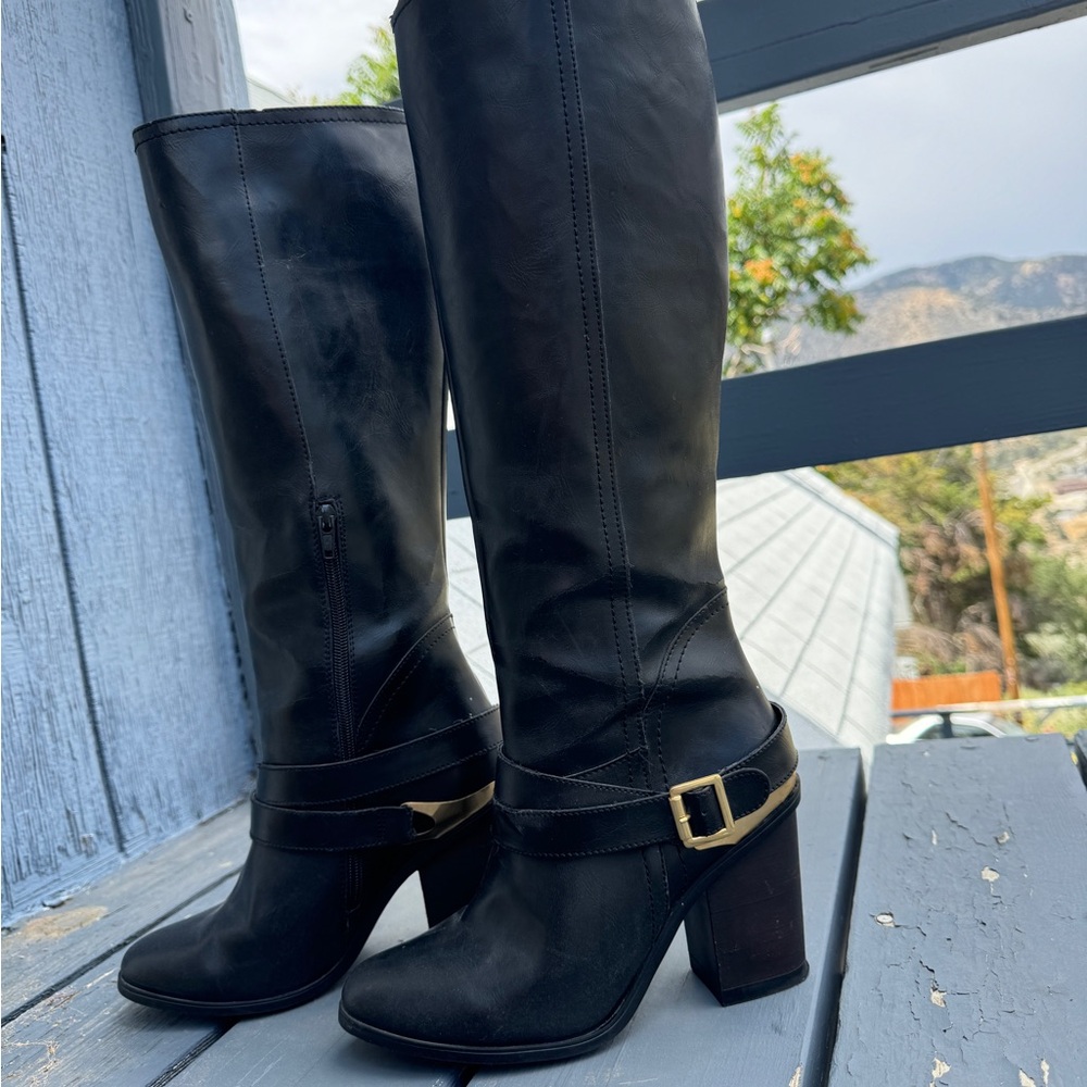 black leather Andrea boots with metal details (Below the knee )